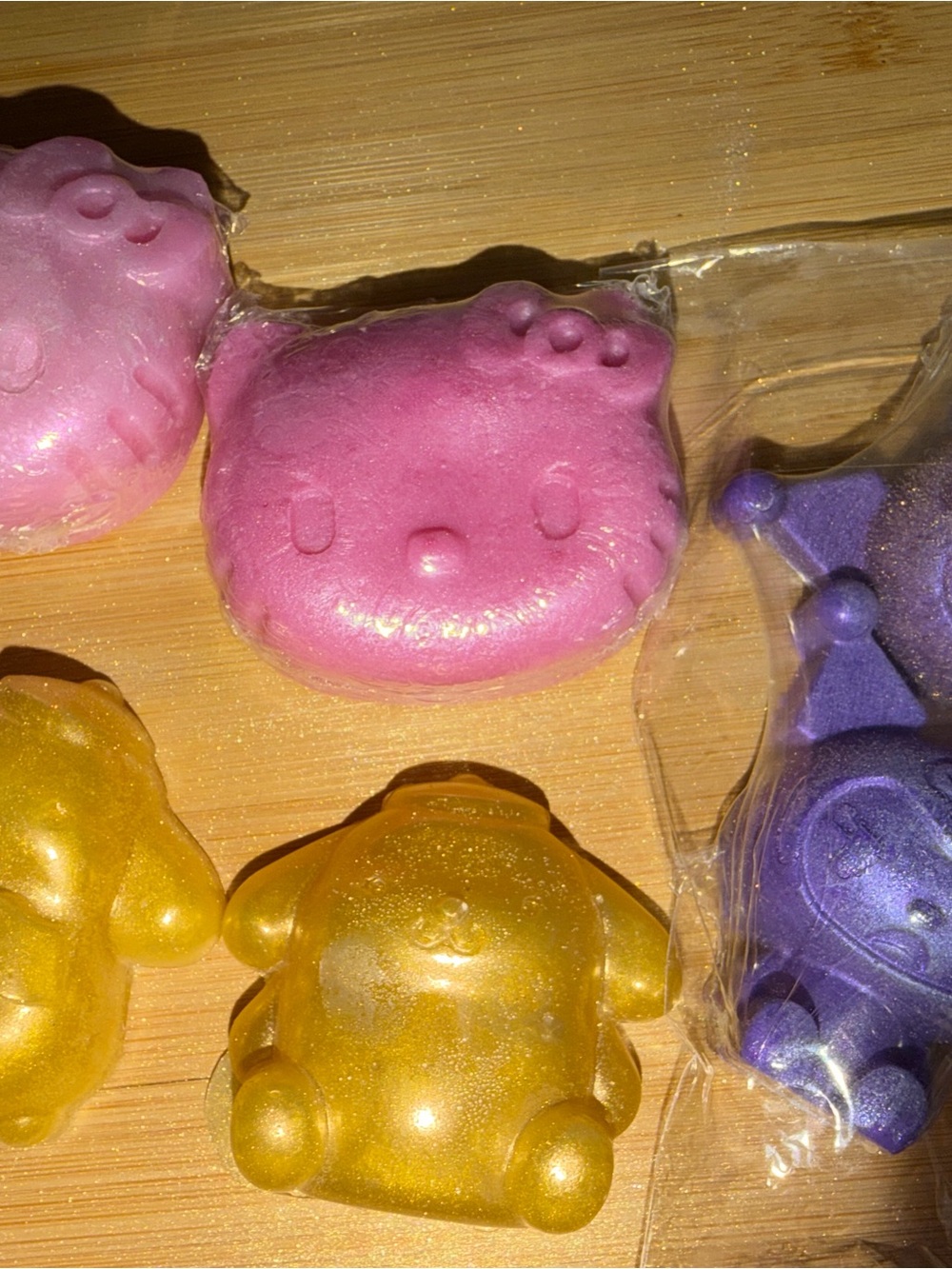Bundle pink cartoon soap bar